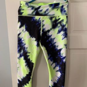 Athleta tie died workout pants